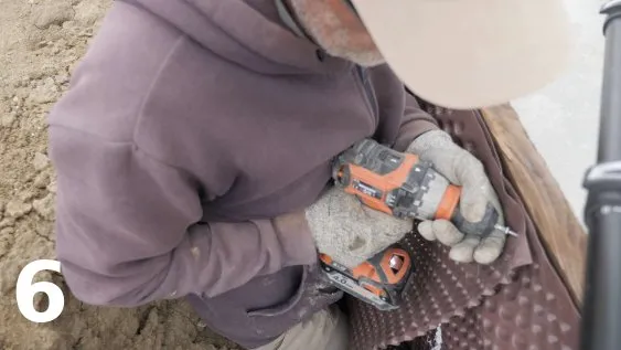 Renforcement de la fixation de la recouvrement