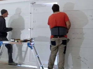 Mise en place des sections de la porte