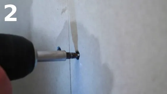 Fixation des plaques de plâtre 