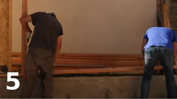 Pose de la lisse basse et du premier montant à leurs emplacement