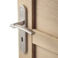 Vignette de l'article : Finitions d'une porte