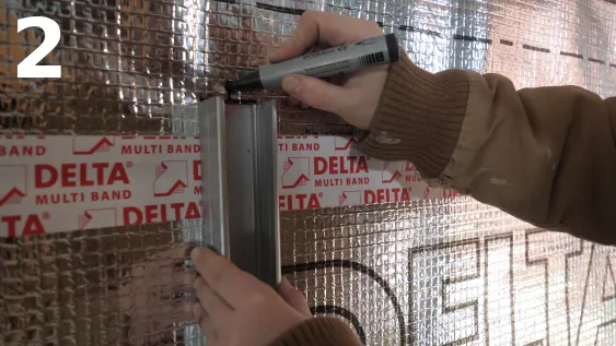 Marquage de l’emplacement du rail supérieur