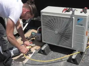 Installation et raccordement de l'unité extérieure